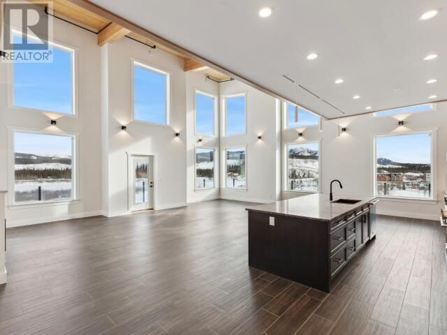 Property Photo: 602-2240 2nd Avenue YT Y1A 1C8