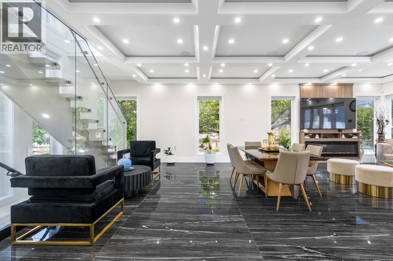 Property Photo:  2798 East 43rd Avenue  BC V5R 2Y9 