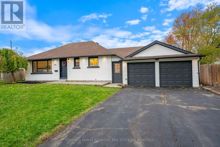 Photo de la propriété:  395 Parkdale Avenue  ON L2A 5A7 