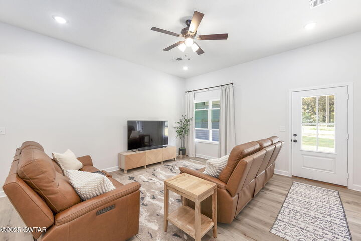 Property Photo: 448 Old Jackson Road TN 38340