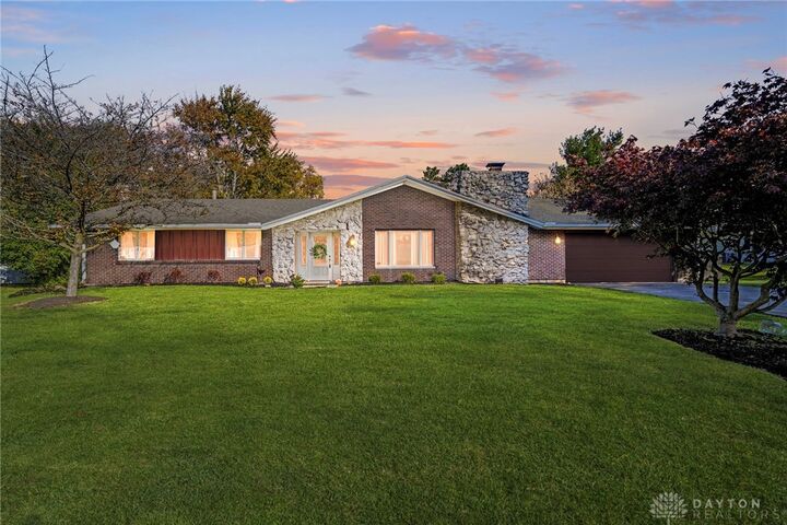 935 Heathshire Drive  Dayton OH 45459 photo