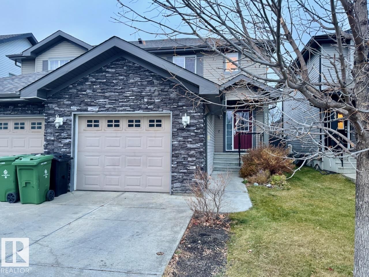 Property Photo:  125 Calvert Wynd  AB T8L 0E5 