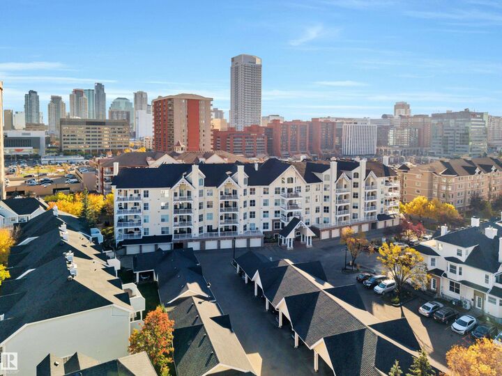 Photo de la propriété: 10221 111 Street NW 305 AB T5K 2W5