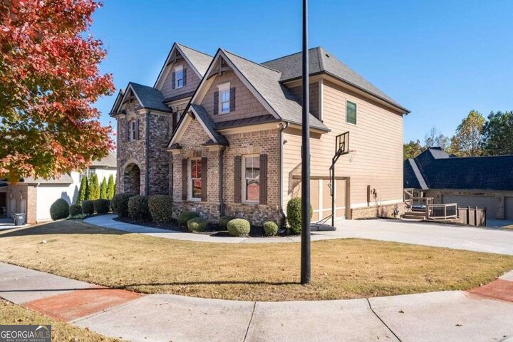 Property Photo:  1114 Blue Water Court  GA 30518 