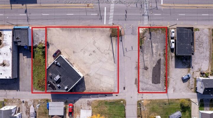 4860 Maccorkle Avenue SW  South Charleston WV 25309 photo