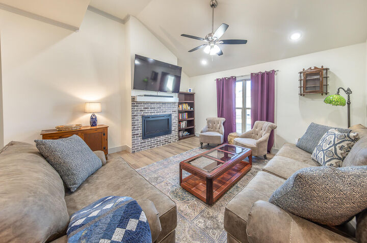 Property Photo:  5804 Valencia Avenue  TX 79407 