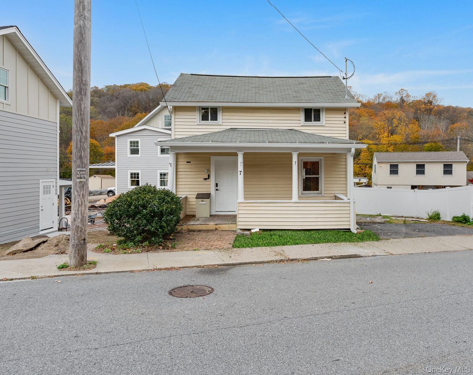 Property Photo:  7 Oak Street  NY 10509 