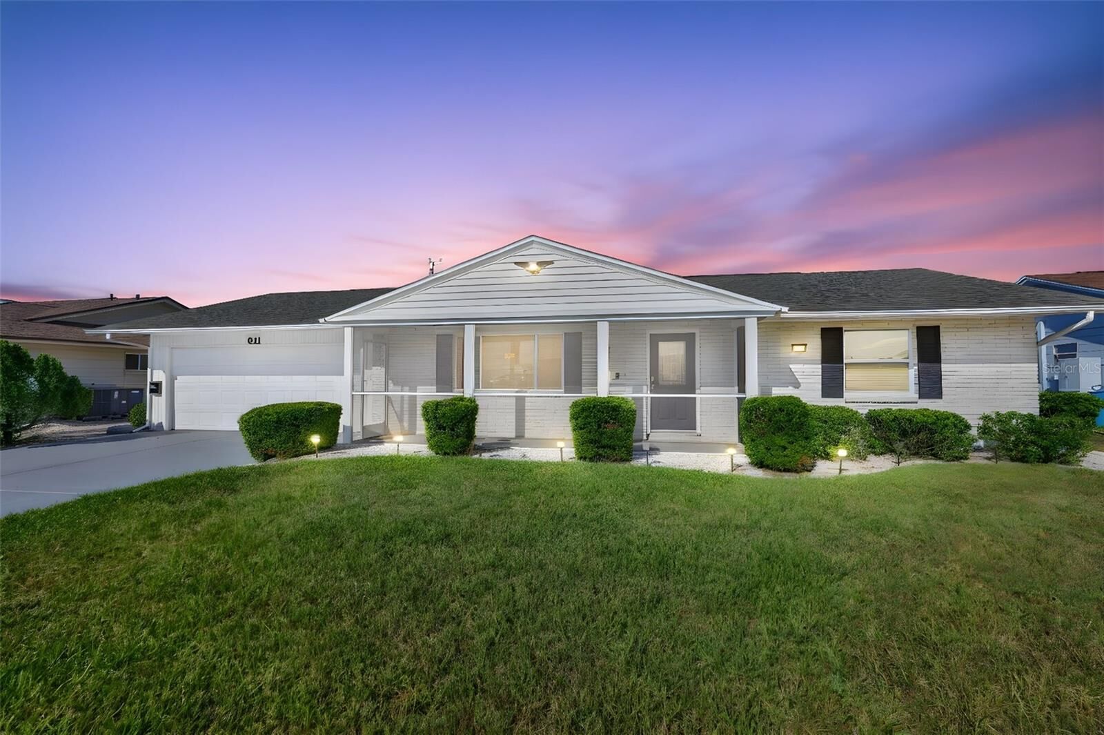 Property Photo:  611 Fox Hills Drive  FL 33573 
