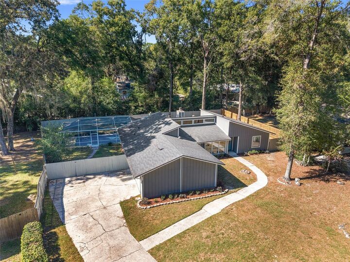 Property Photo: 1726 SW 77th Terrace FL 32607