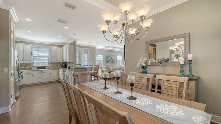 Property Photo: 5572 Sentiero Drive FL 34275