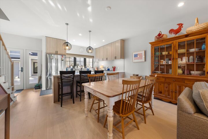 Property Photo:  525 Meadow Cir  WI 53044 