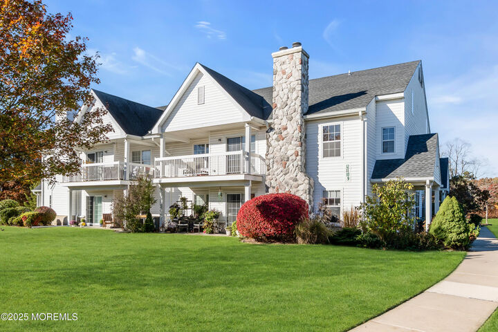 Property Photo: 9 Des Moines Court NJ 07712