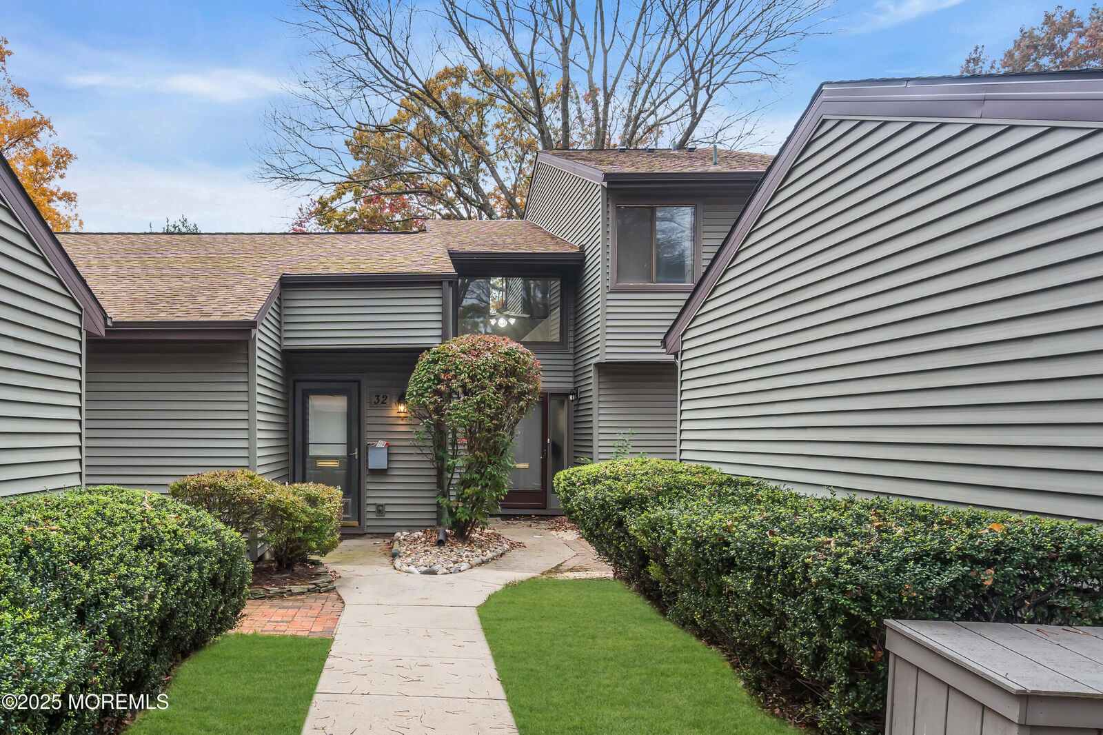 Property Photo:  30 Berkshire Court  NJ 07701 