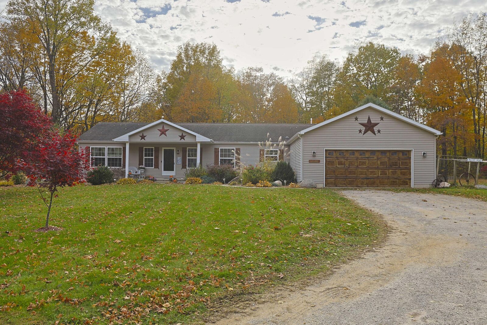 Property Photo:  66082 Victoria Lane  MI 49031 