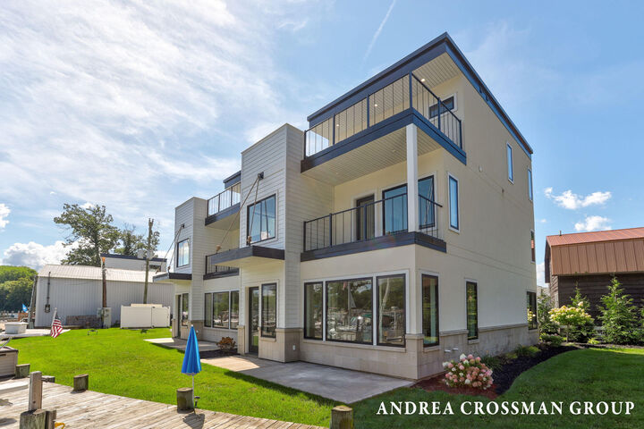 Property Photo: 1 Bailey Avenue MI 49090