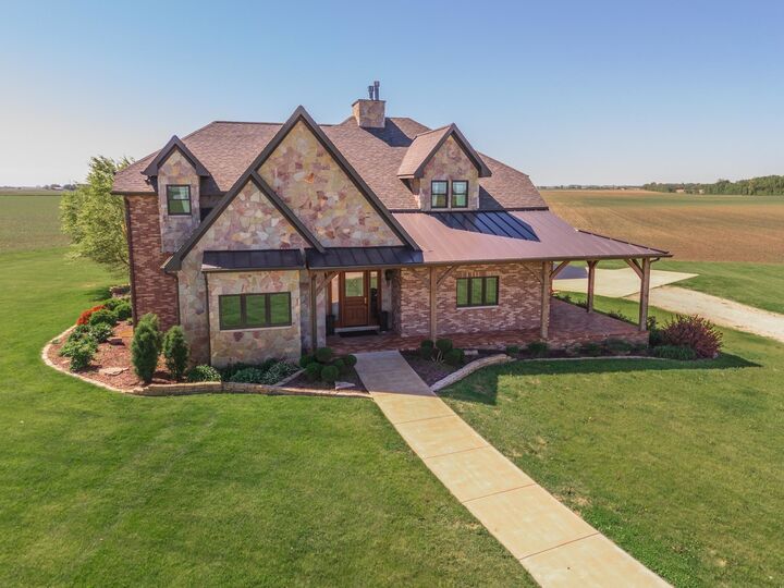 14431 E 2400 North Road  Hudson IL 61748 photo