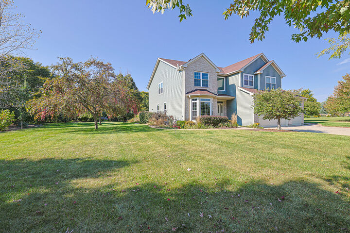 Property Photo: 8789 Bentley Lane IL 60081