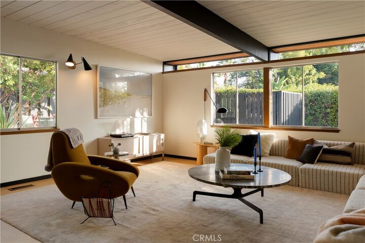 Property Photo: 1816 N Stanley Avenue CA 90046