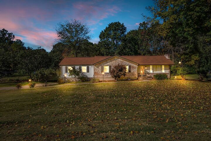 Property Photo:  230 Beverly Dr  TN 37115 