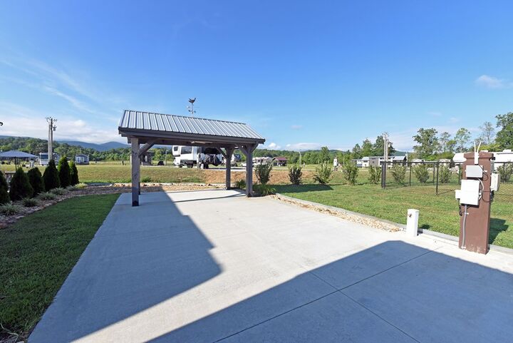 Property Photo:  477 Mountain Creek Road  GA 30512 