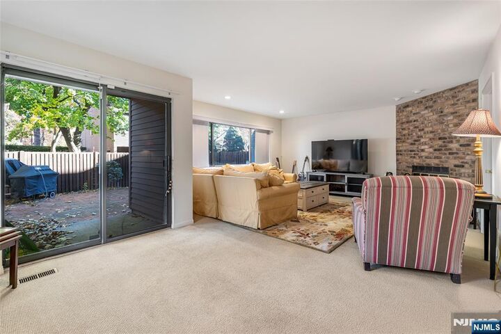 Property Photo: 191 Yorktowne Court 191B NJ 07676