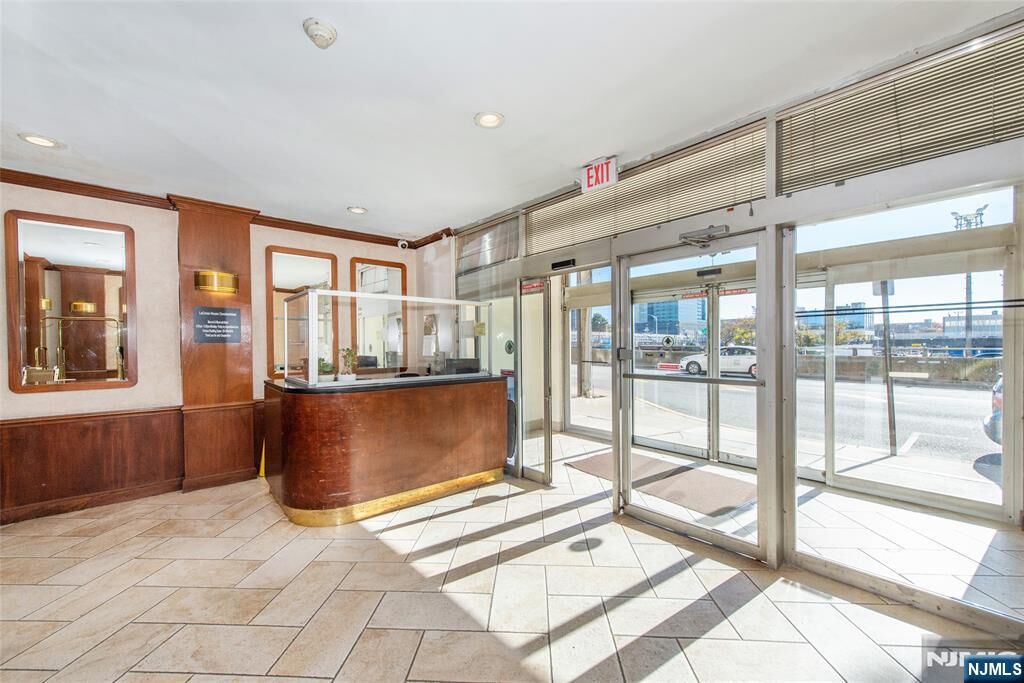 Property Photo:  201 Bridge Plaza 11 A  NJ 07024 