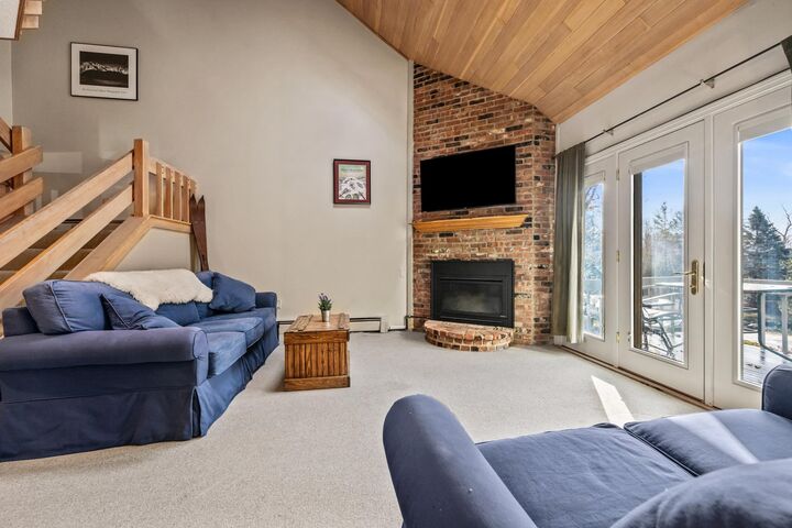 Property Photo: 82B Wentworth Hall Avenue NH 03846