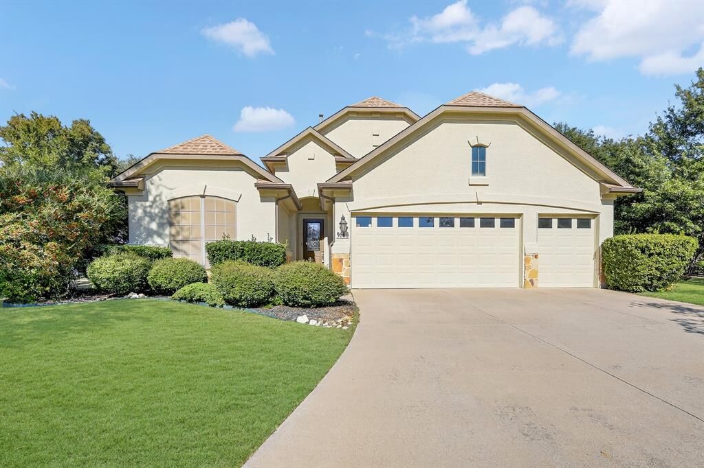 Property Photo:  9600 Rosewood Drive  TX 76207 