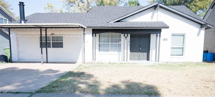 Property Photo: 4113 Glenhaven Drive TX 75042