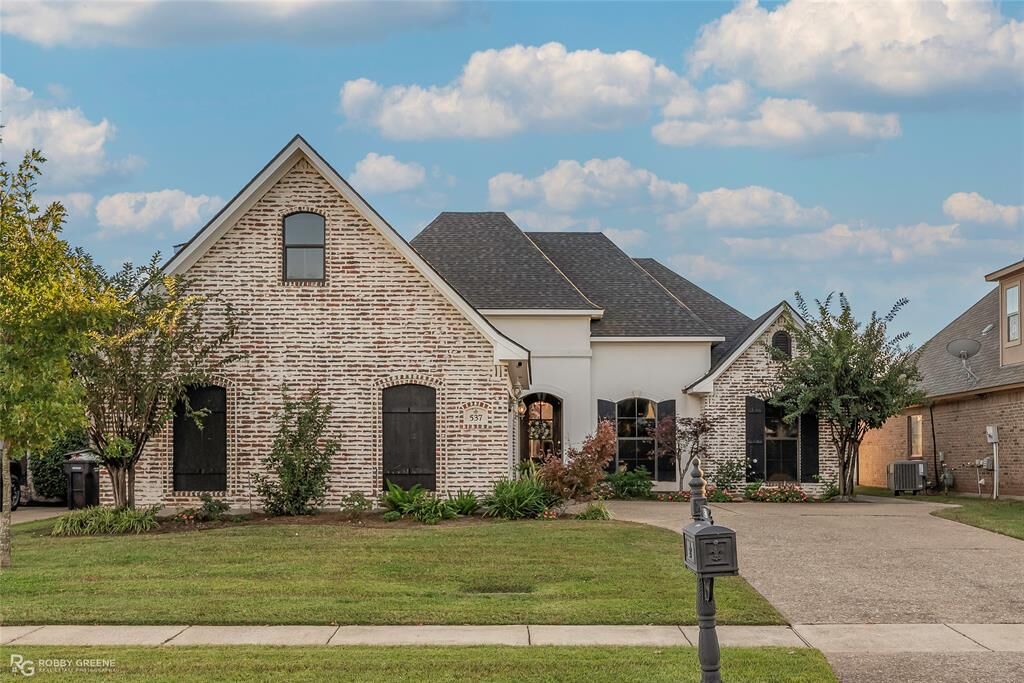 Property Photo: 537 Chinquipin Drive LA 71111