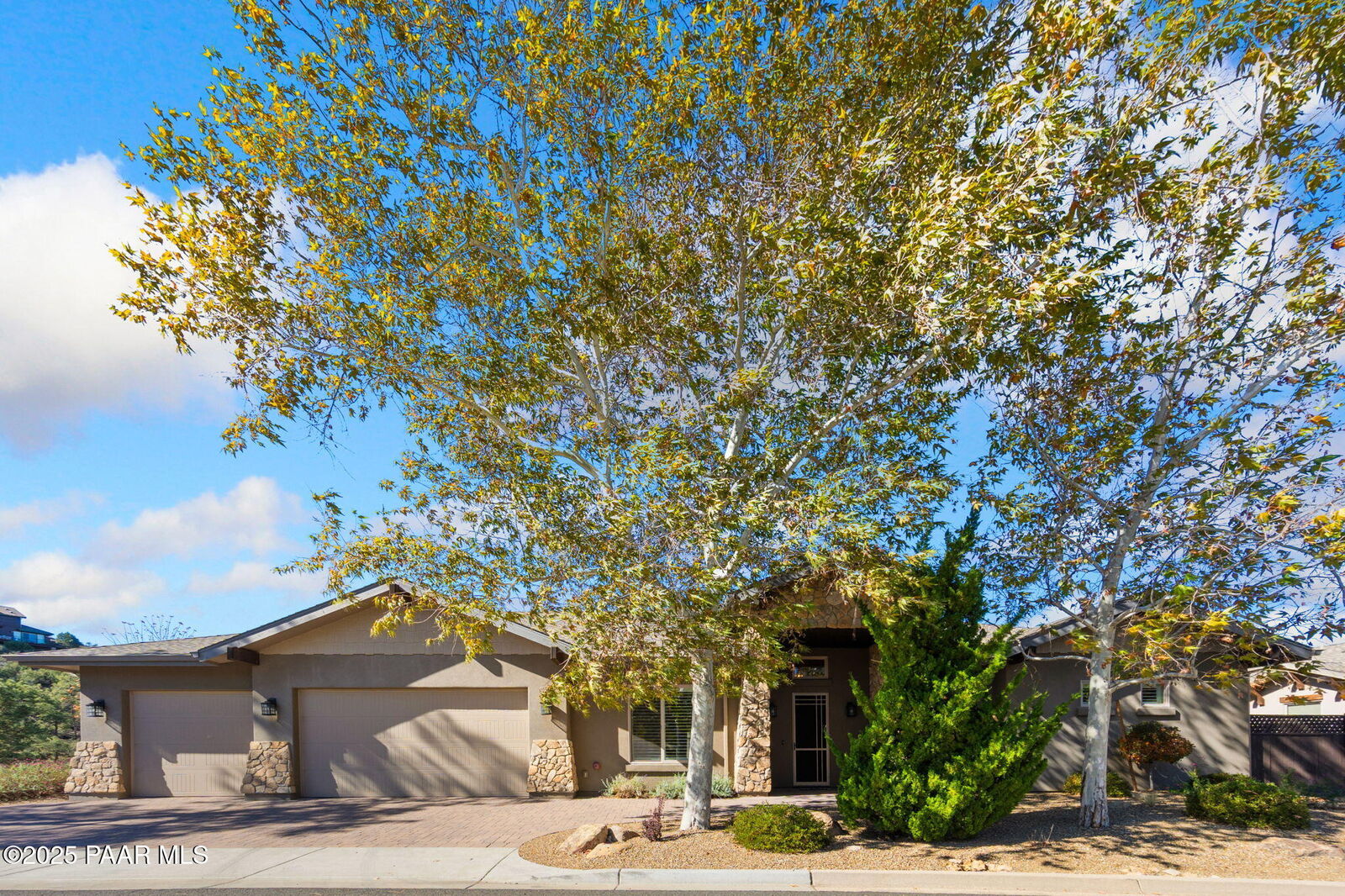 Property Photo: 1476 Sierry Peaks Drive AZ 86305