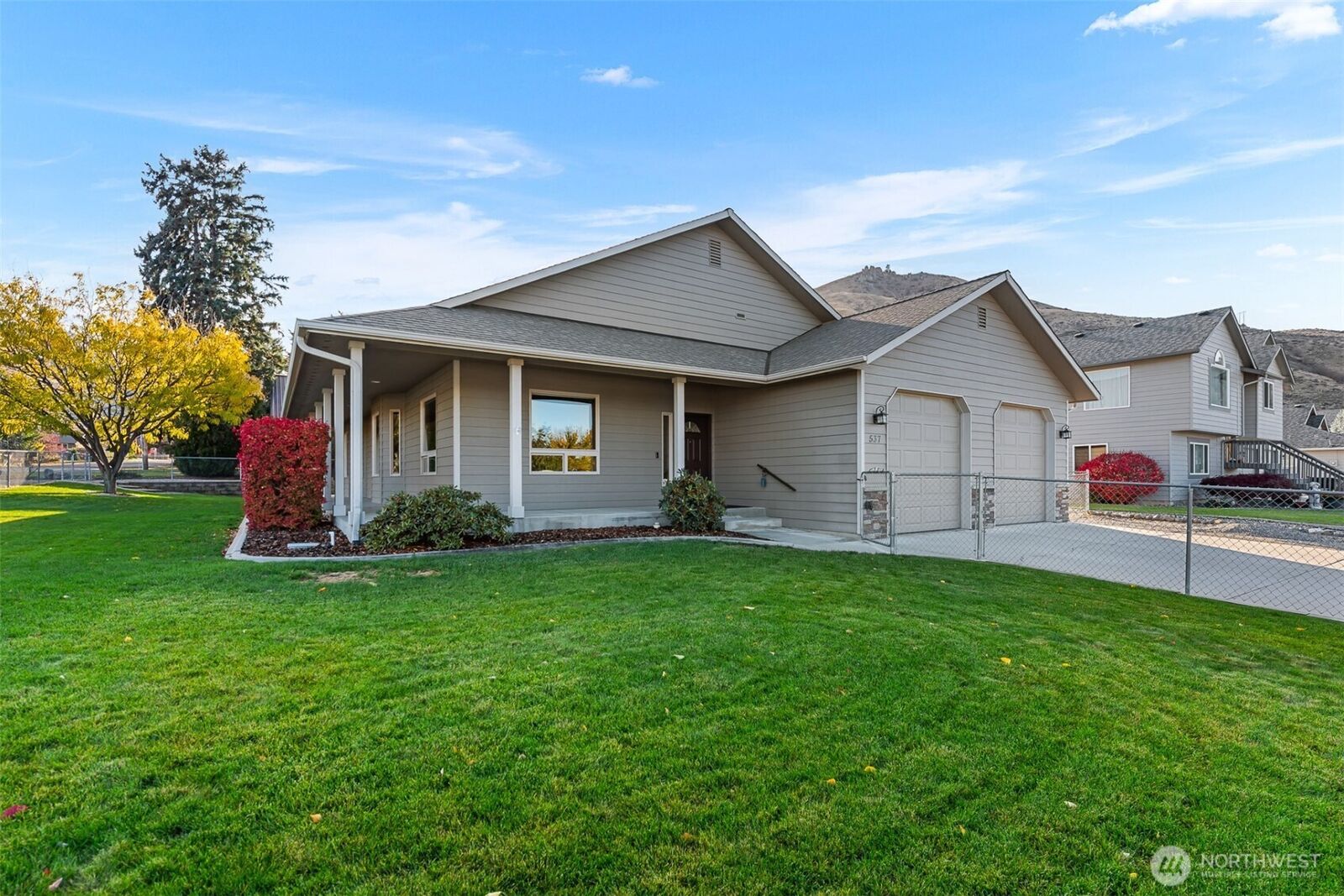 Property Photo: 537 Chrisand Lane WA 98801