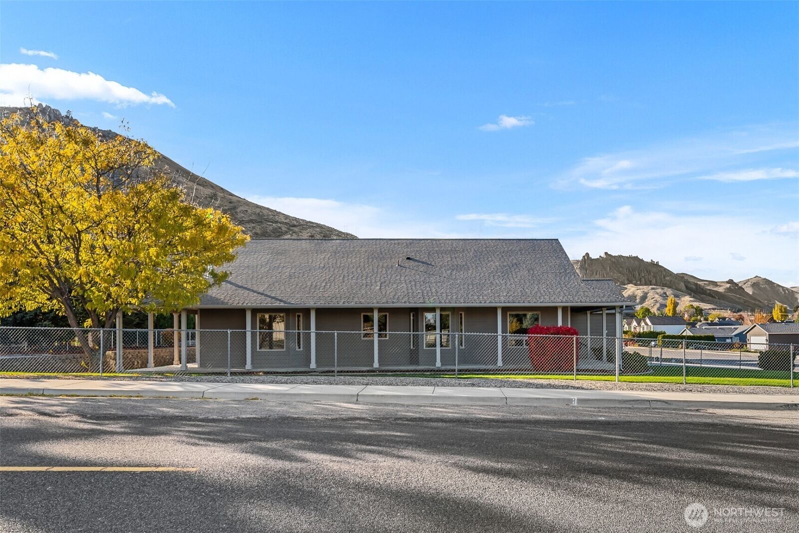 Property Photo:  537  Chrisand Lane  WA 98801 