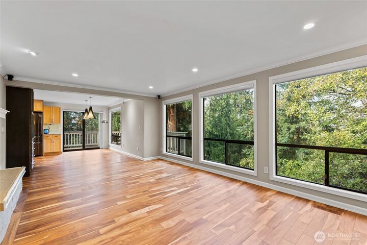 Property Photo: 12135 107th Avenue NE WA 98034