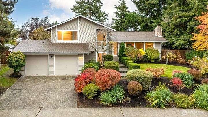 Property Photo: 4321 NE 22nd Court WA 98059
