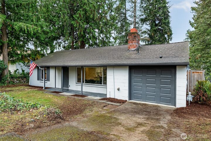 16167  Midvale Avenue N  Shoreline WA 98133 photo
