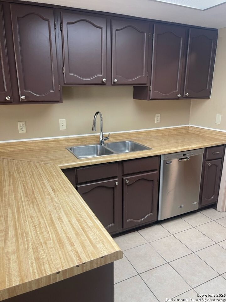 Property Photo: 5339 Vista Glen TX 78247