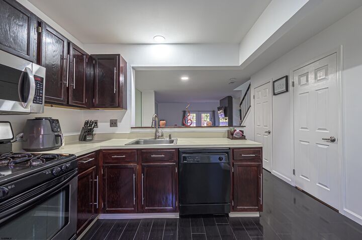 Property Photo: 1553 Madison Ct 153 NJ 08330