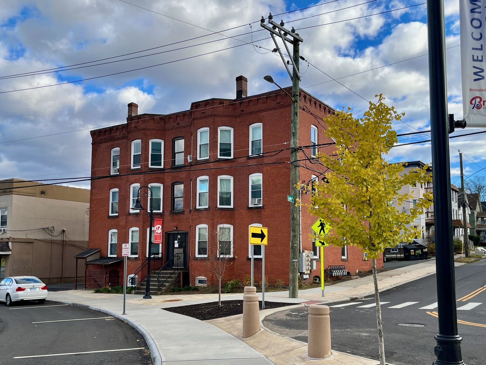 Property Photo: 19 Divinity Street 3E CT 06010