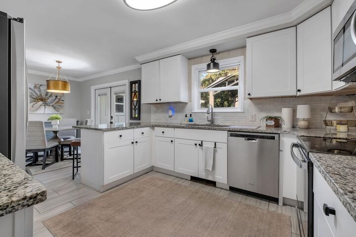 Property Photo: 212 Hoffman Drive FL 32312