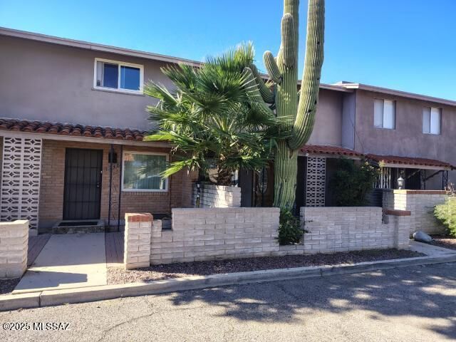 1246 S Camino Seco  Tucson AZ 85710 photo