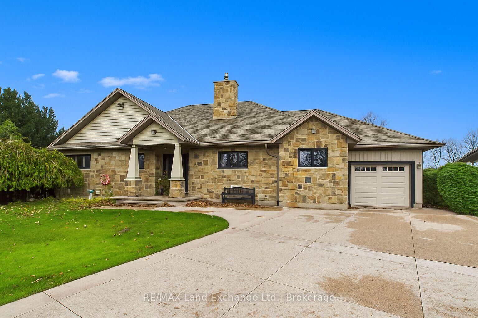 Property Photo:  203 Campbell Crescent  ON N2Z 1B9 