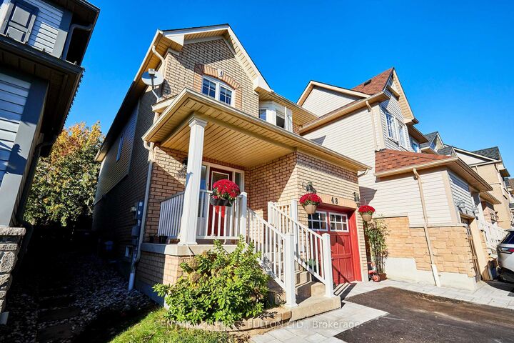 Property Photo:  48 Bettina Place  ON L1R 0E9 