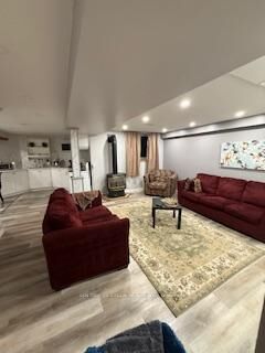 Photo de la propriété: 6826 Forest Park Drive Bsmt ON L5N 6X6