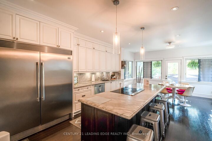 137 Parkview Avenue  Toronto ON M2N 3Y6 photo