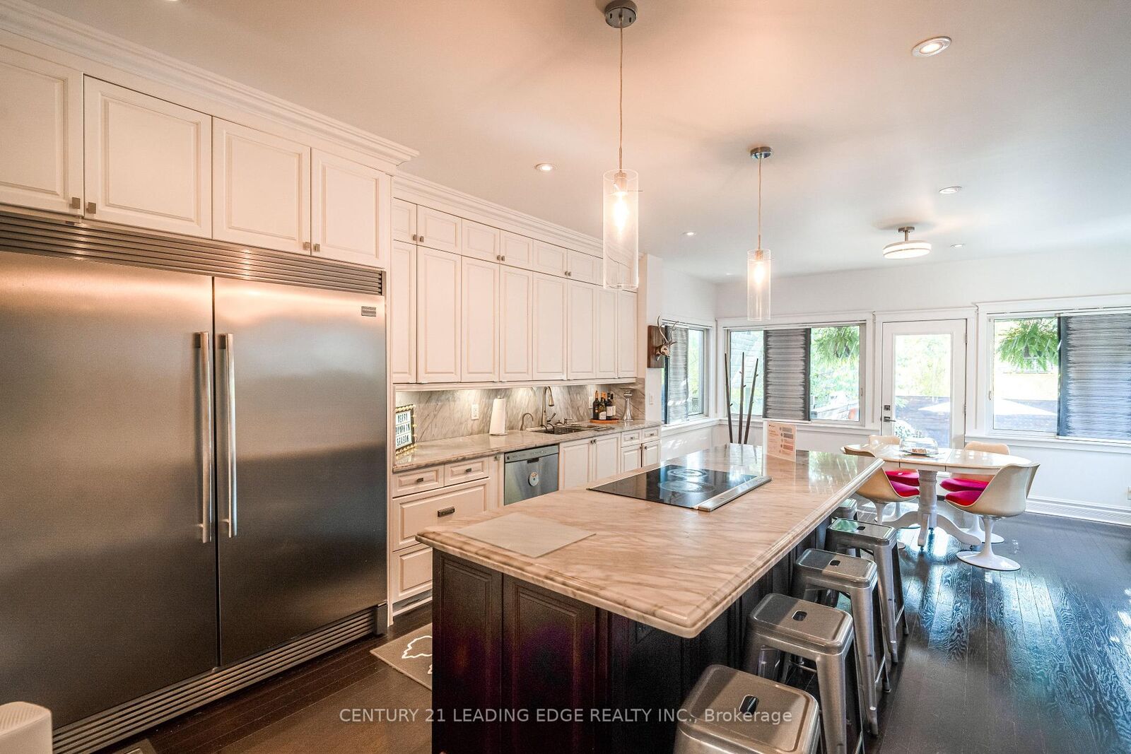 Property Photo:  137 Parkview Avenue  ON M2N 3Y6 