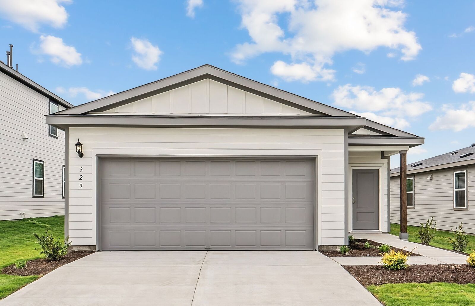 Property Photo:  329 Sullivan Way  TX 78621 