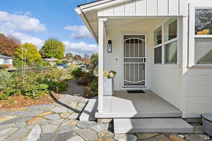 Property Photo: 2512 Magowan Drive CA 95405