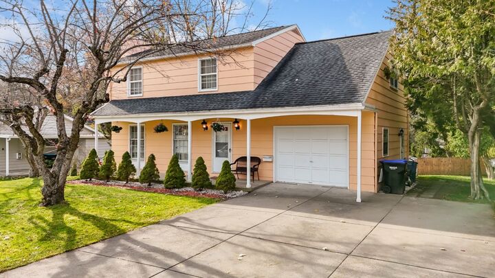 204 Airborne Avenue  Vestal NY 13850 photo