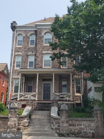 Property Photo:  1335 Perkiomen Avenue 9  PA 19602 